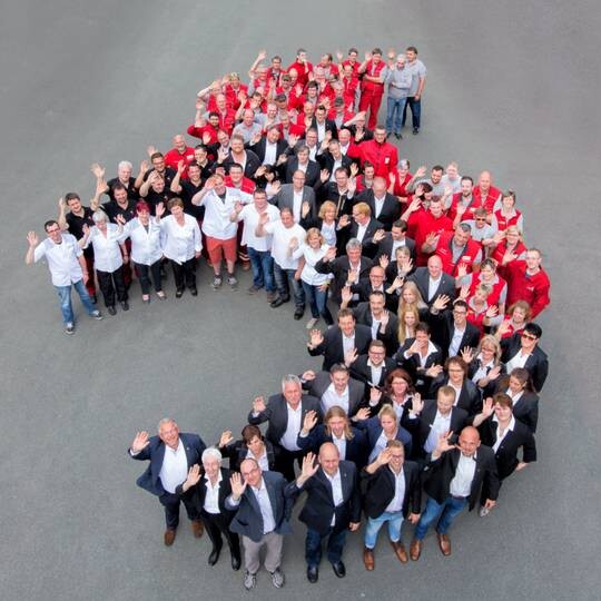 Frischfisch auf Eis - schön dekoriert Frischfisch auf Eis - schön dekoriert